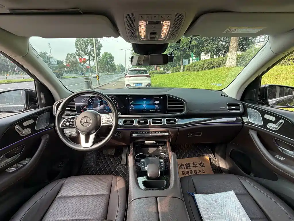 Mercedes-Benz GLE (Import) — миниатюра 13