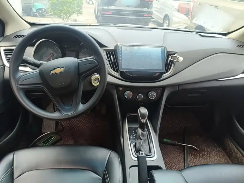 Chevrolet Cavalier — миниатюра 10