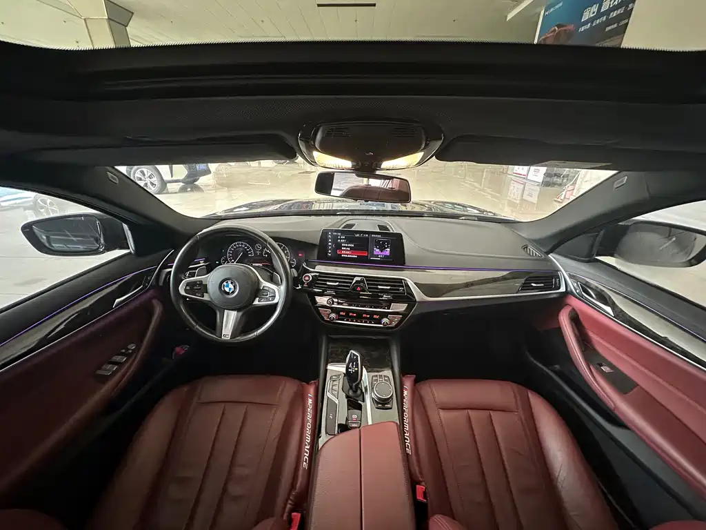 BMW 5 Series — миниатюра 15
