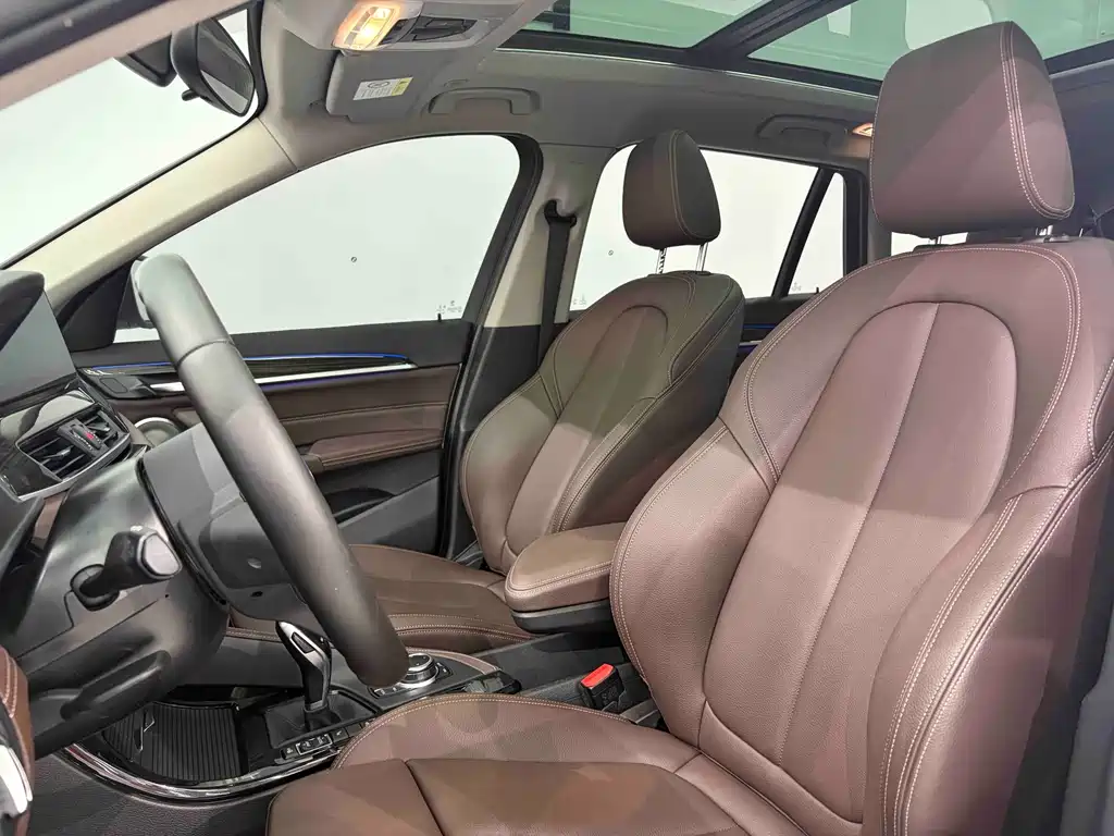 BMW X1 2022 xDrive25Li Premium