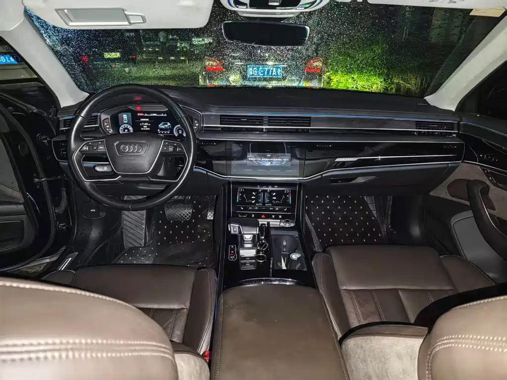 Audi A8 — миниатюра 4