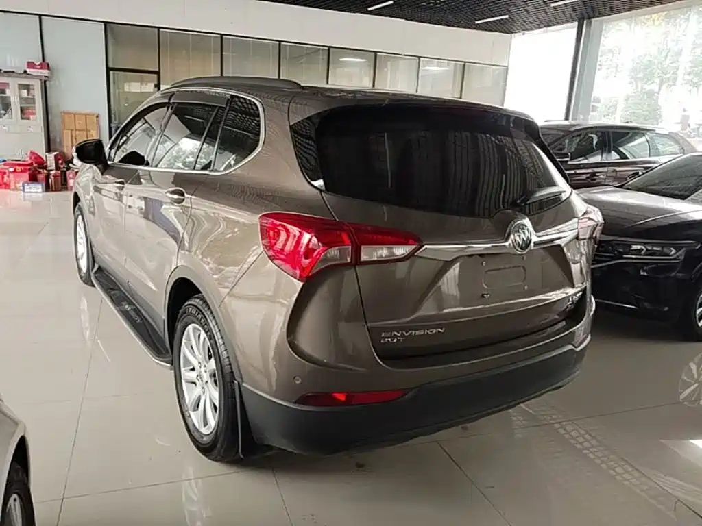 Buick Envision Plus — миниатюра 5