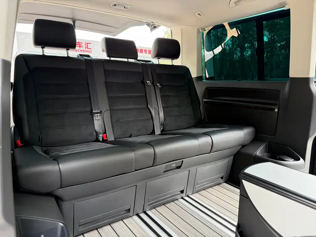 Volkswagen Multivan — миниатюра 21