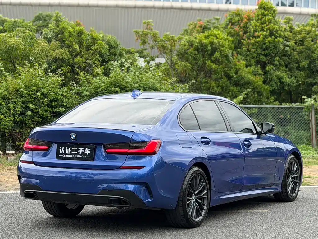BMW 3 Series — миниатюра 4