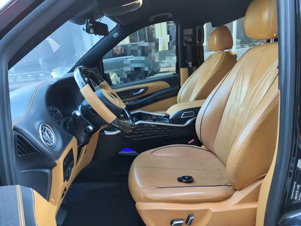 Mercedes-Benz Vito 2021 2.0T 7 мест