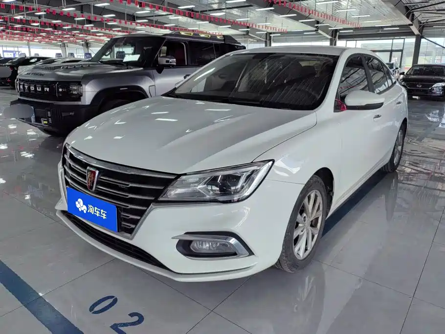 Roewe i5