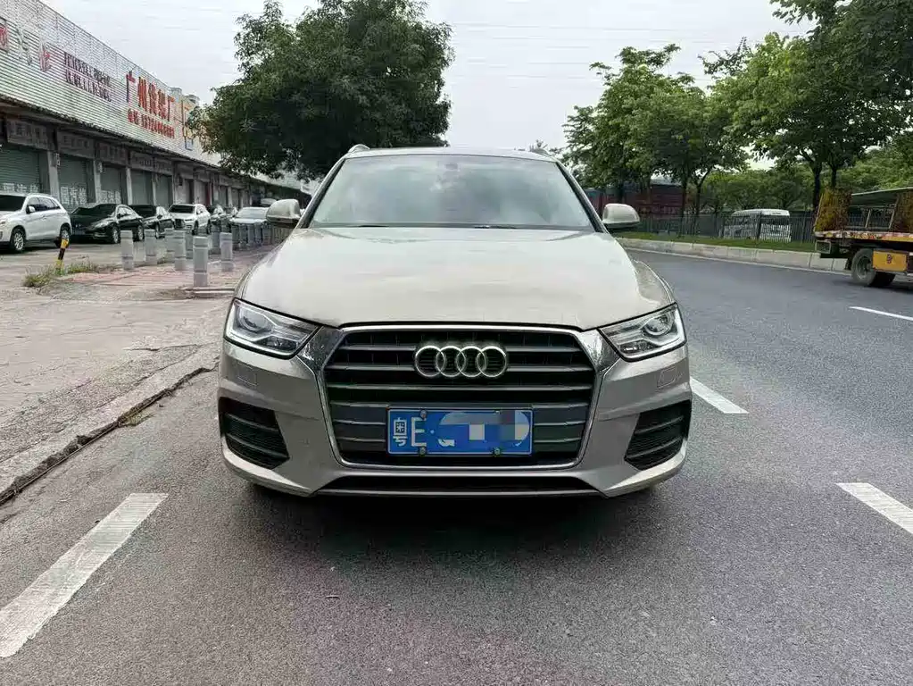 Audi Q3 2017 30 TFSI Fashion