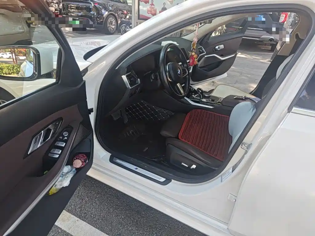 BMW 3 Series — миниатюра 12