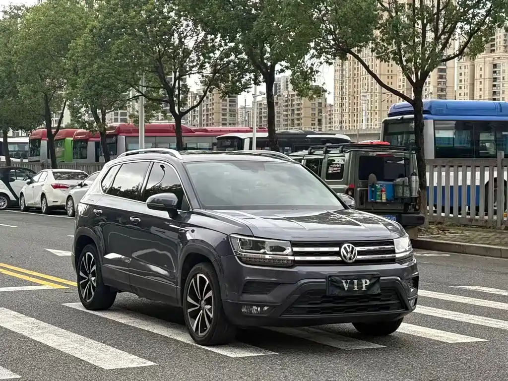 Volkswagen Tharu — миниатюра 3