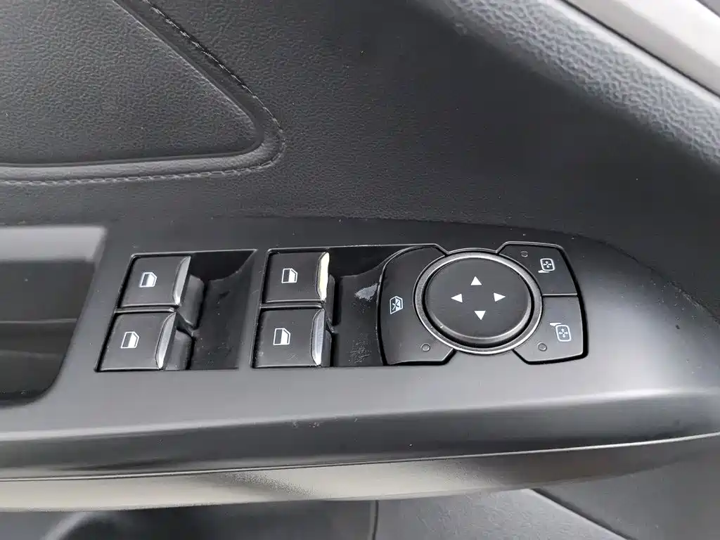 Ford Focus — миниатюра 9