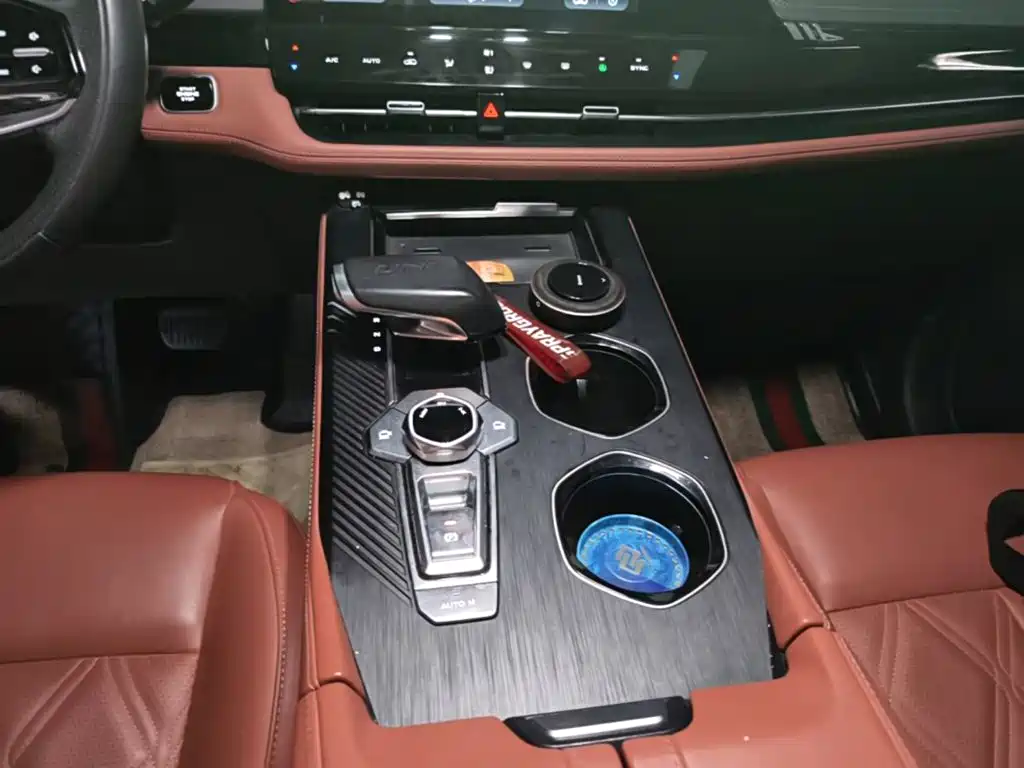 Changan UNI-K iDD — миниатюра 14
