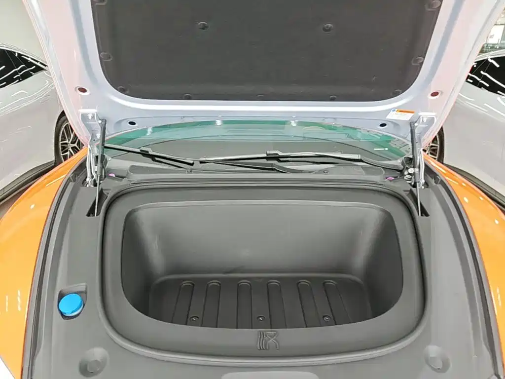 BYD Хань Ли — миниатюра 20