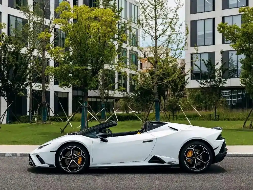 Lamborghini Huracán — миниатюра 4