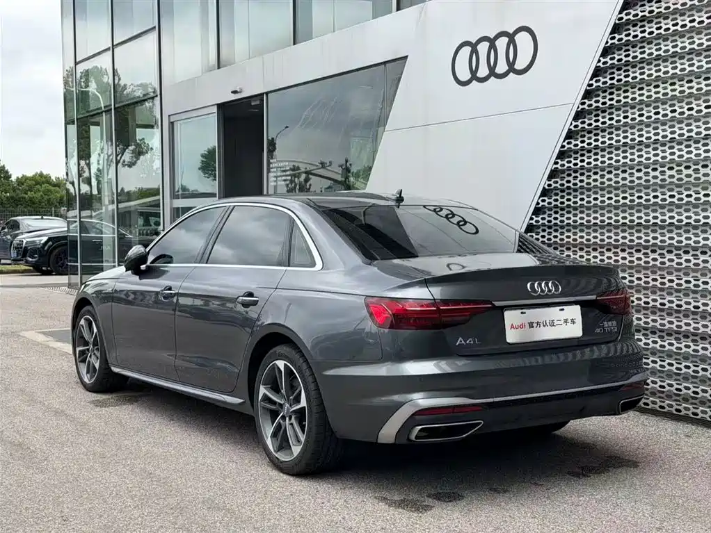 Audi A4L — миниатюра 5