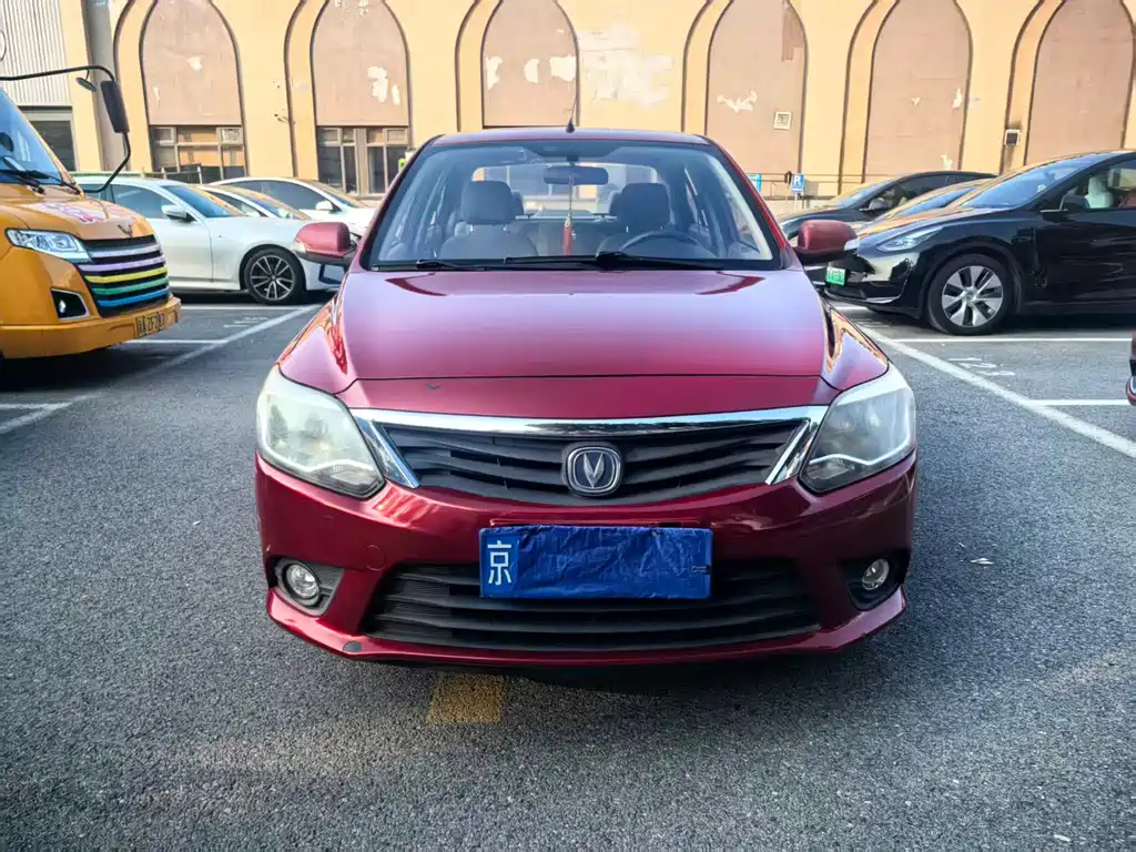 Changan V3 — миниатюра 3