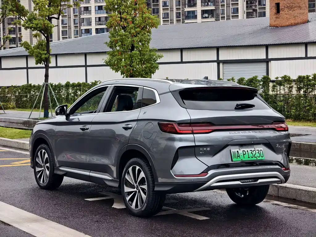 BYD PLUS New Energy — миниатюра 8