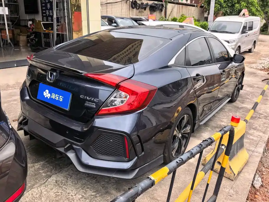 Honda Civic — миниатюра 3