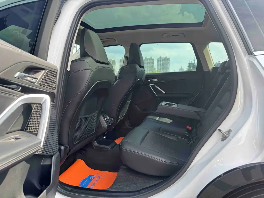BMW X1 — миниатюра 8