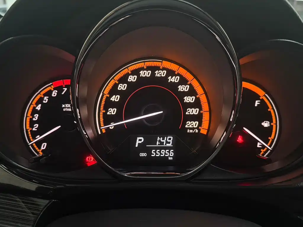 Toyota Yaris L — миниатюра 16