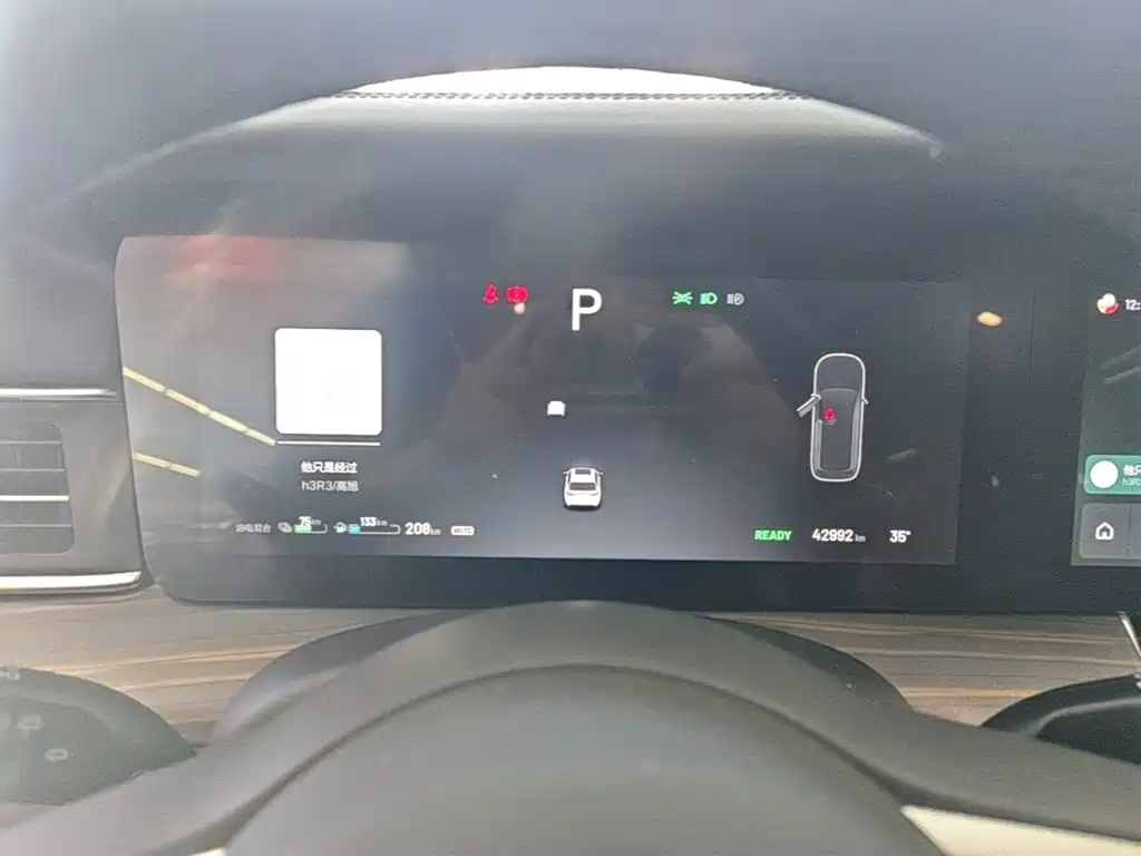 Li Auto Li ONE — миниатюра 12