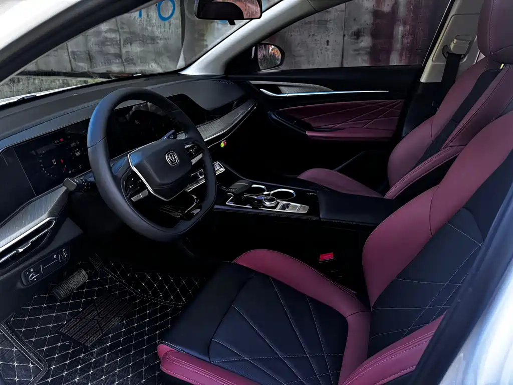 Changan Eado — миниатюра 6