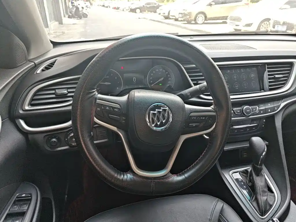 Buick Excelle — миниатюра 11