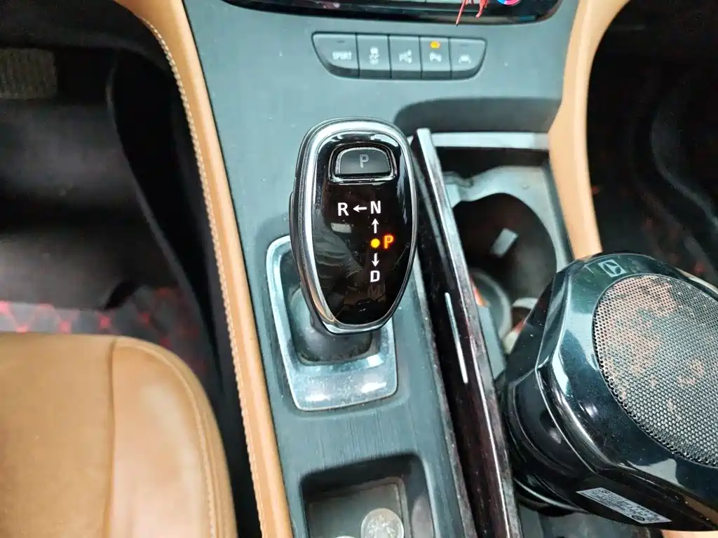 Buick LaCrosse — миниатюра 15