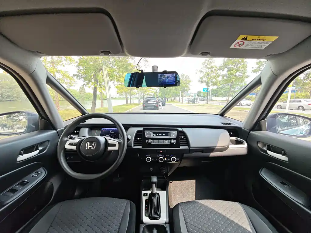 Honda Fit — миниатюра 17