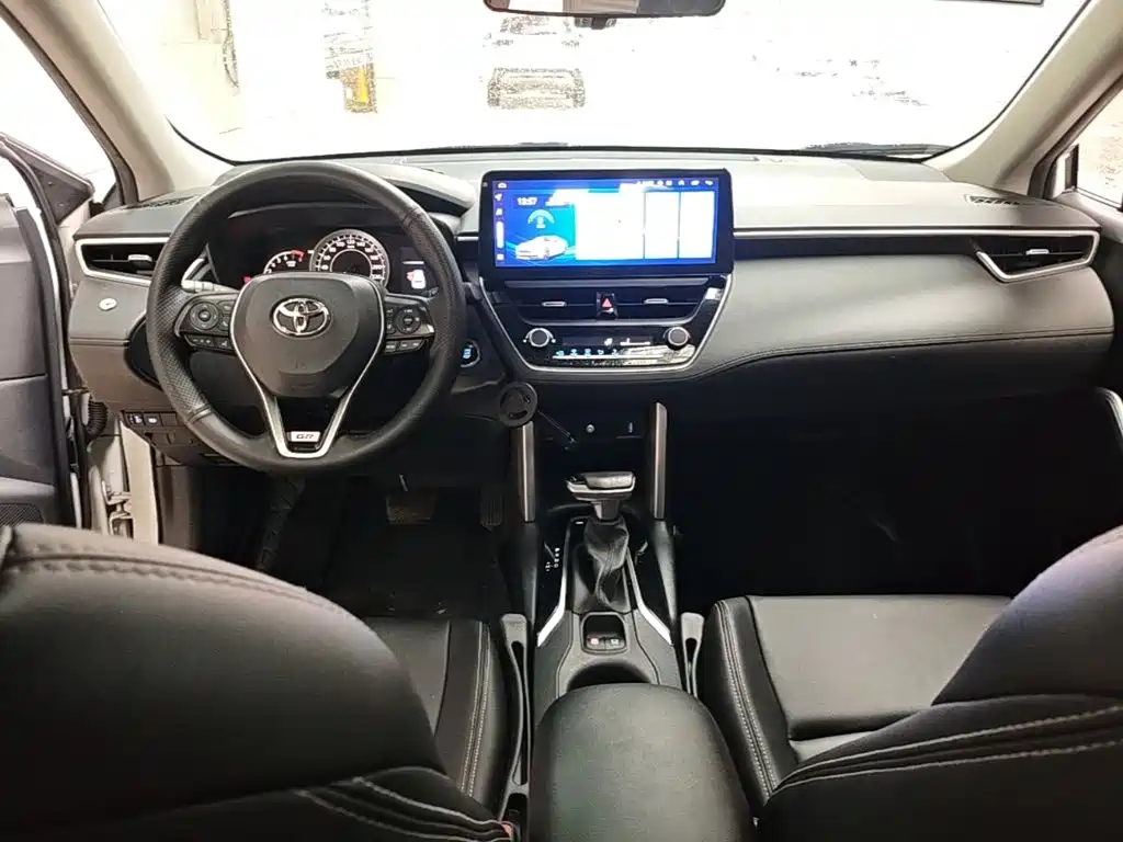 Toyota Frontlander — миниатюра 10