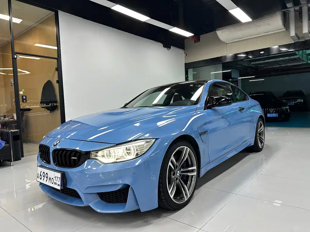 BMW M4