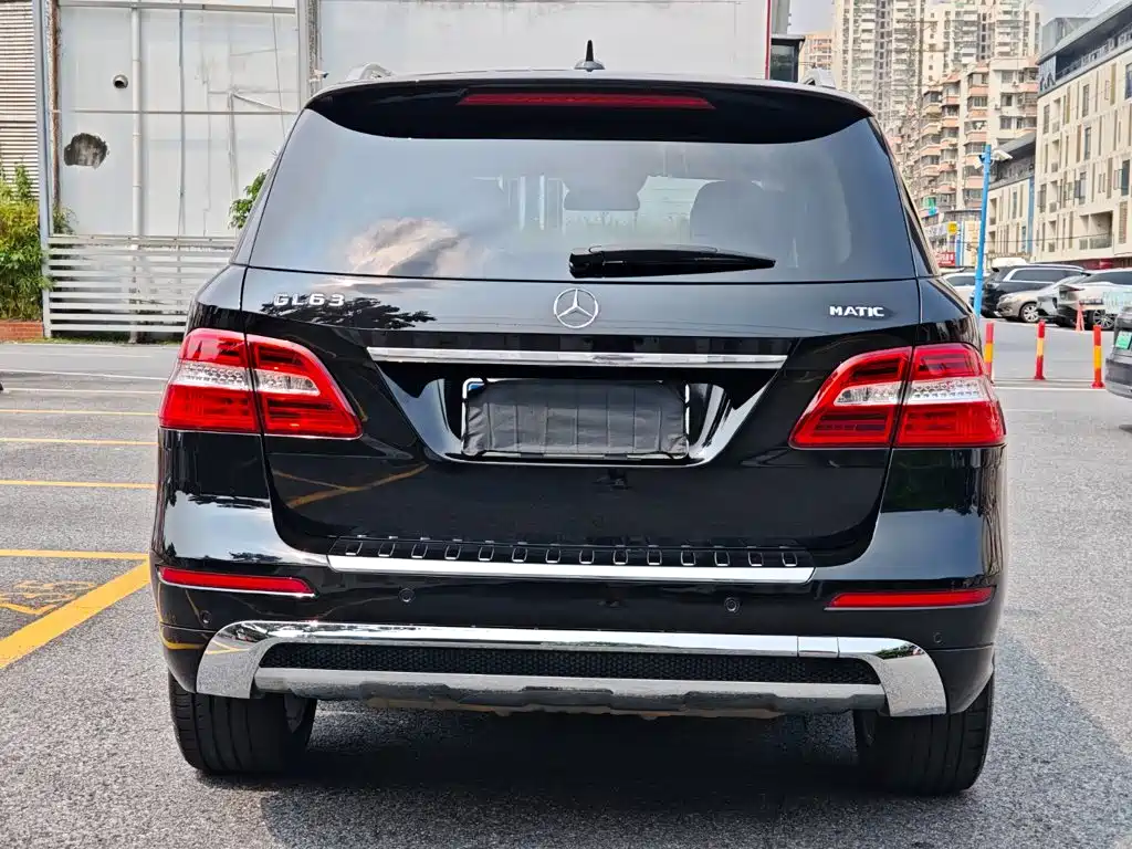 Mercedes-Benz M-Class — миниатюра 6