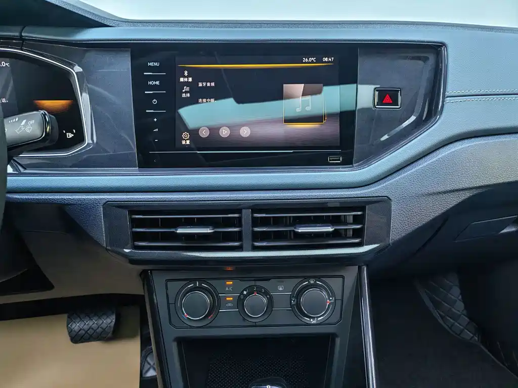 Volkswagen Lavida — миниатюра 13