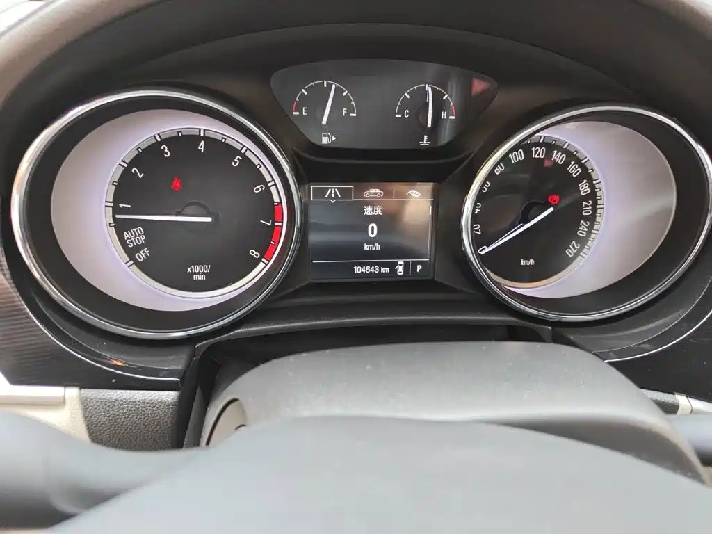 Buick Verano — миниатюра 12