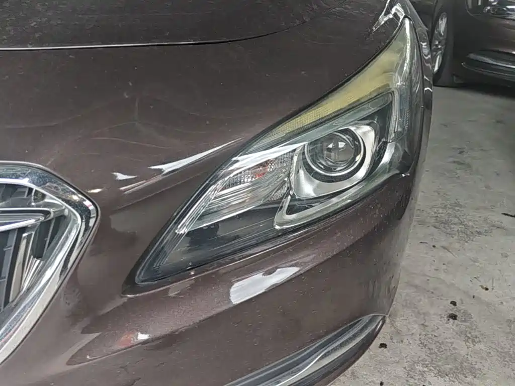 Buick LaCrosse — миниатюра 24