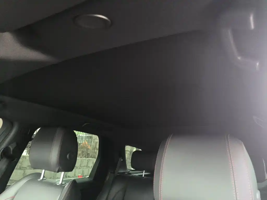 Land Rover Discovery Sport Hybrid — миниатюра 14