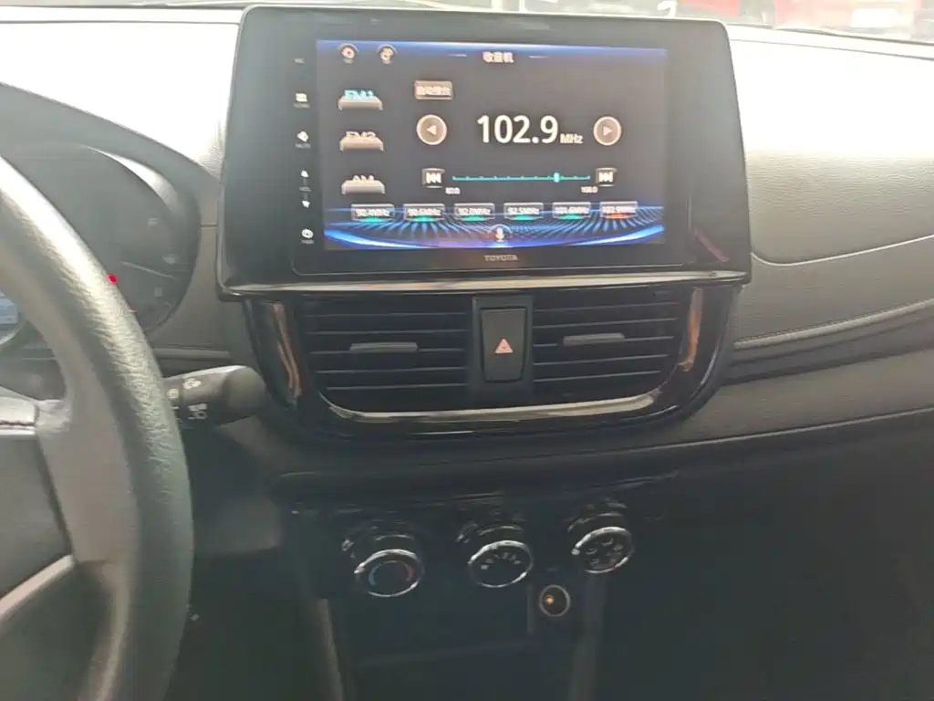Toyota Vios FS — миниатюра 13