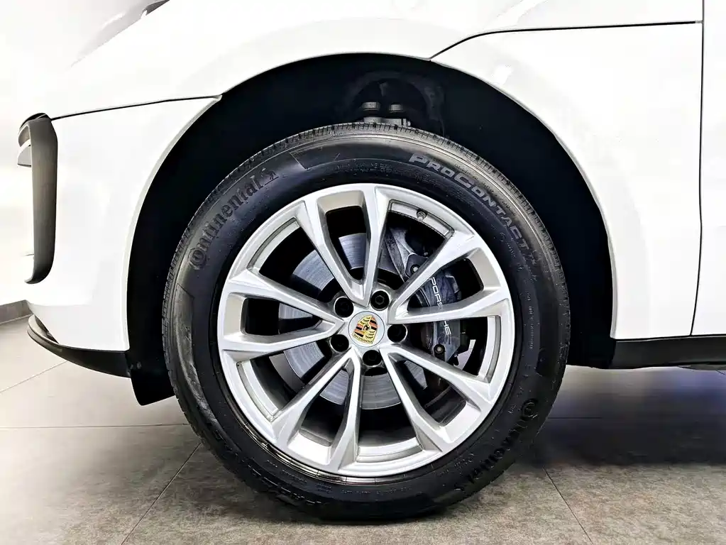 Porsche Macan — миниатюра 18