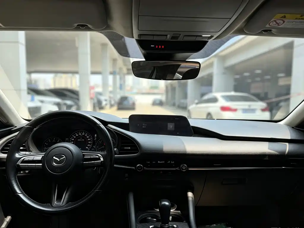Mazda 3 Axela — миниатюра 4