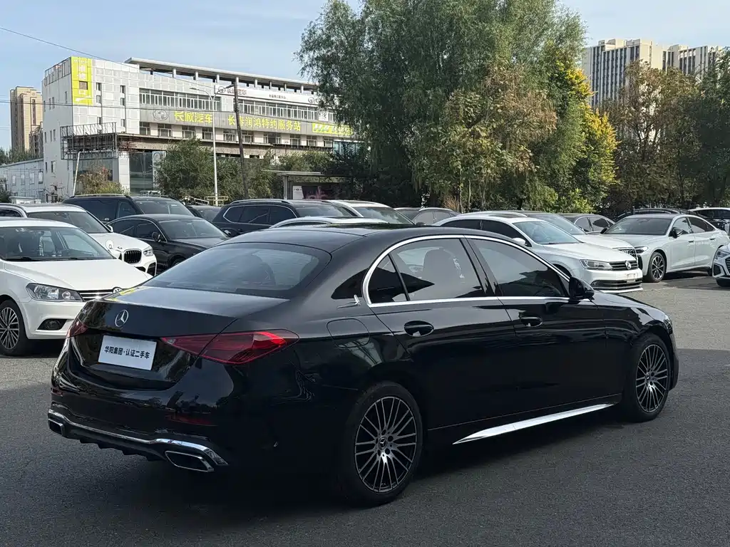 Mercedes-Benz C-Class — миниатюра 4