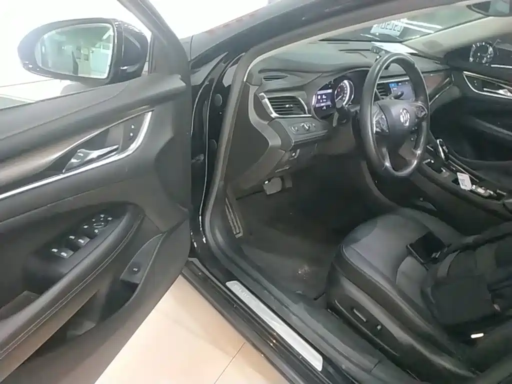 Buick LaCrosse — миниатюра 16