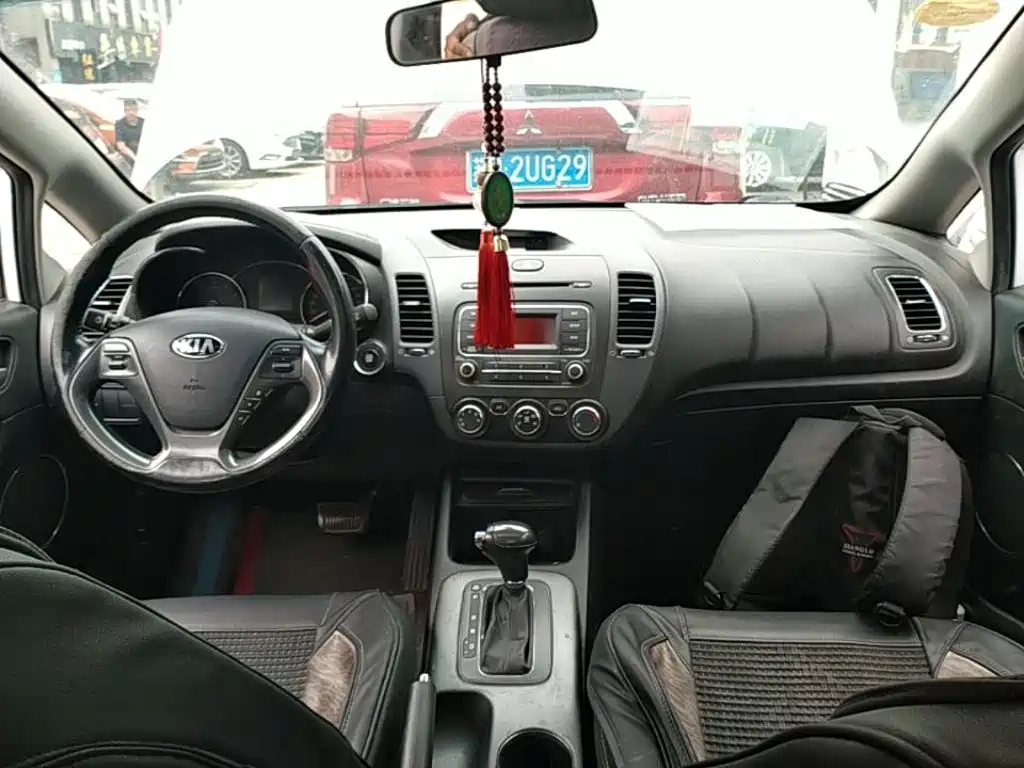 Kia K3 — миниатюра 10