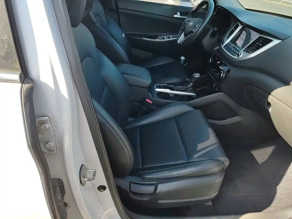 Hyundai Tucson — миниатюра 25