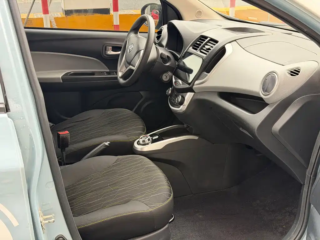 Changan Benben E-Star — миниатюра 8