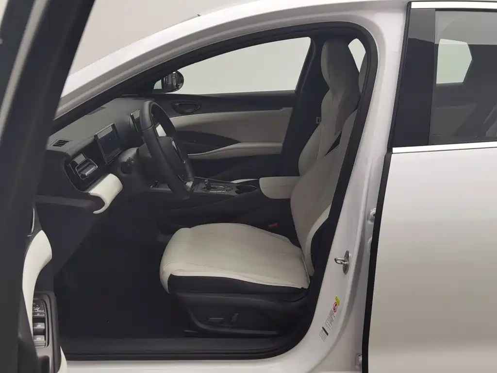 BYD Seal 06 — миниатюра 10