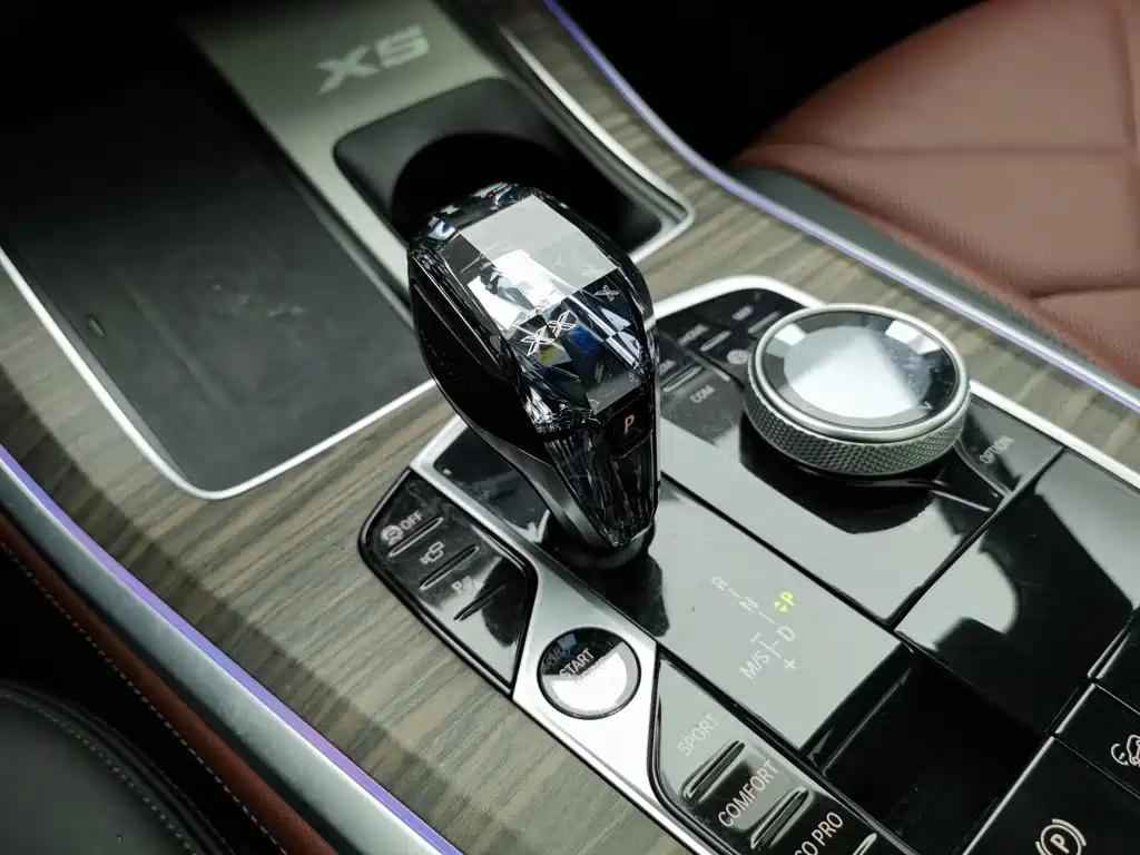 BMW X5 — миниатюра 13
