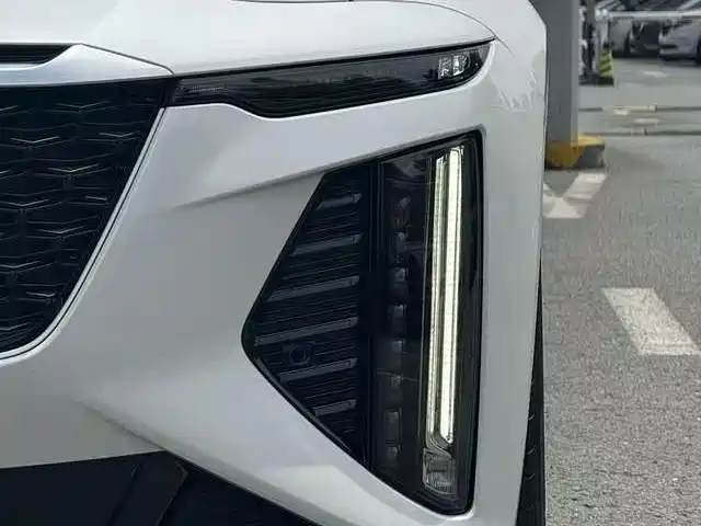 Cadillac CT6 — миниатюра 7