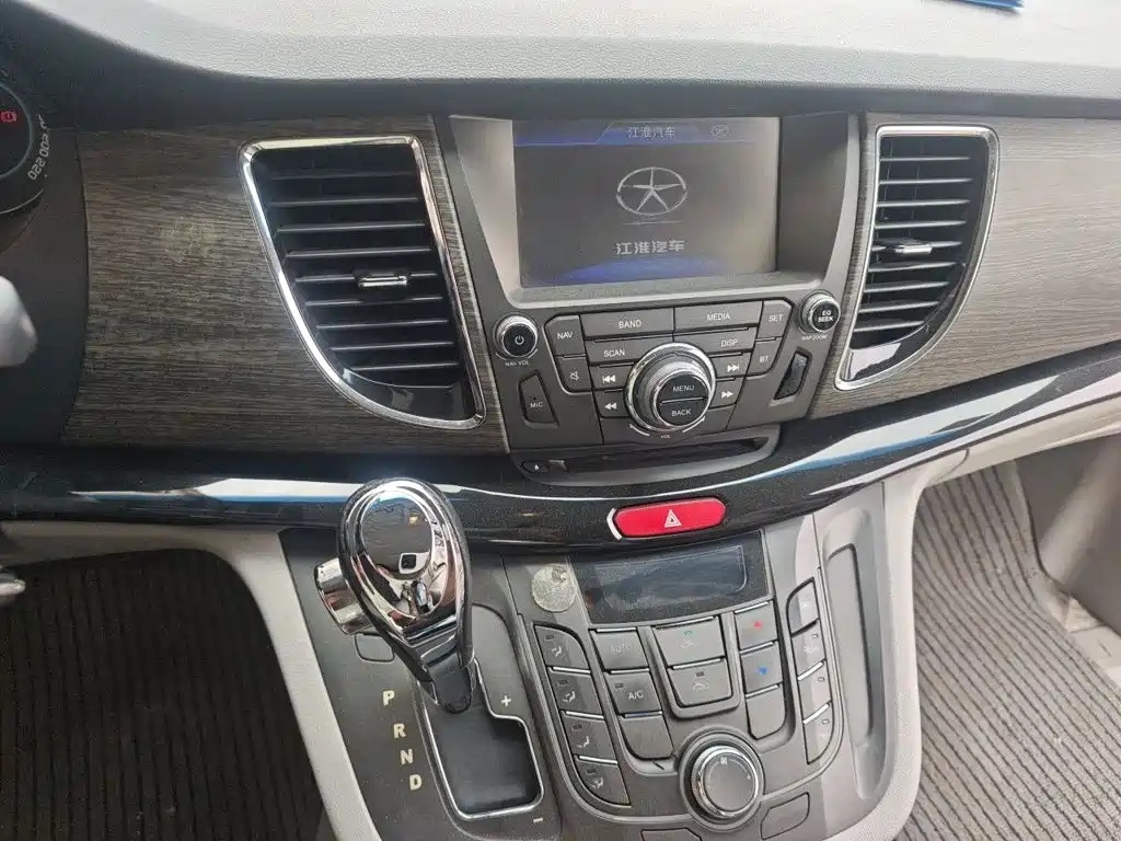 JAC Refine M5 — миниатюра 9