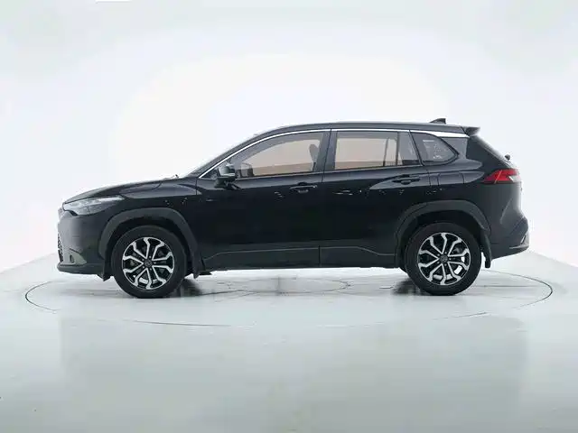 Toyota Frontlander — миниатюра 5