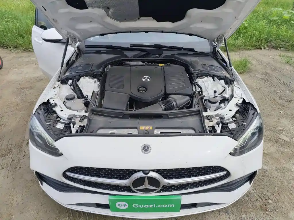 Mercedes-Benz C-Class — миниатюра 11