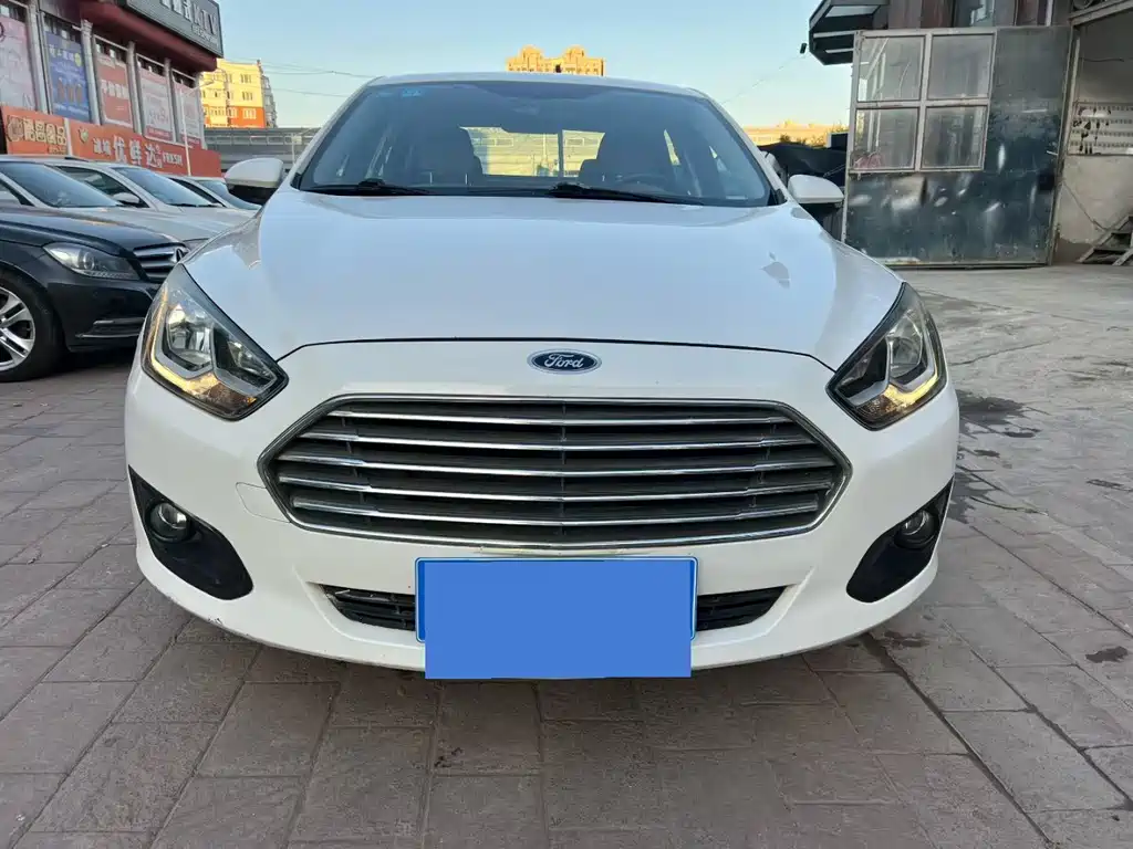 Ford Escort — миниатюра 2